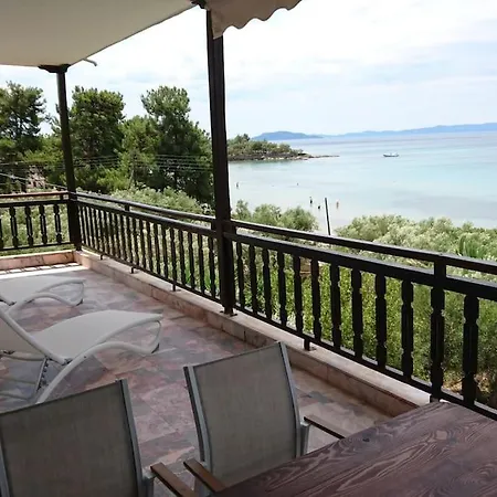 Apartment Eliahouse A Quiet Seaside Place Ideal For Children Nikiti (Sithonia)